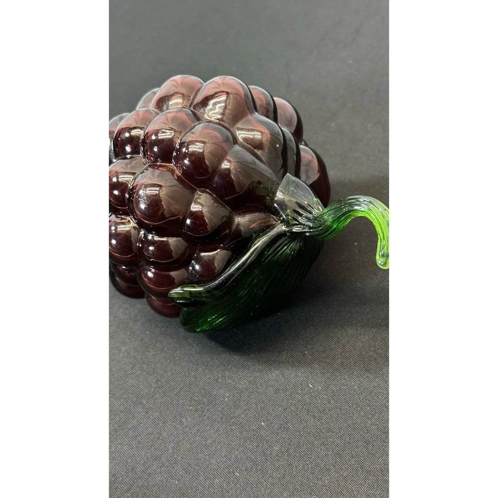 Grapes Art with Large Green Leaf and Curled‎ Stem mid century modern